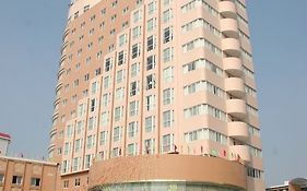 Hengbao Business Hotel Longyan